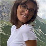 studentessa universitaria di ingegneria che offre ripetizioni/aiuto compiti di matematica e fisica